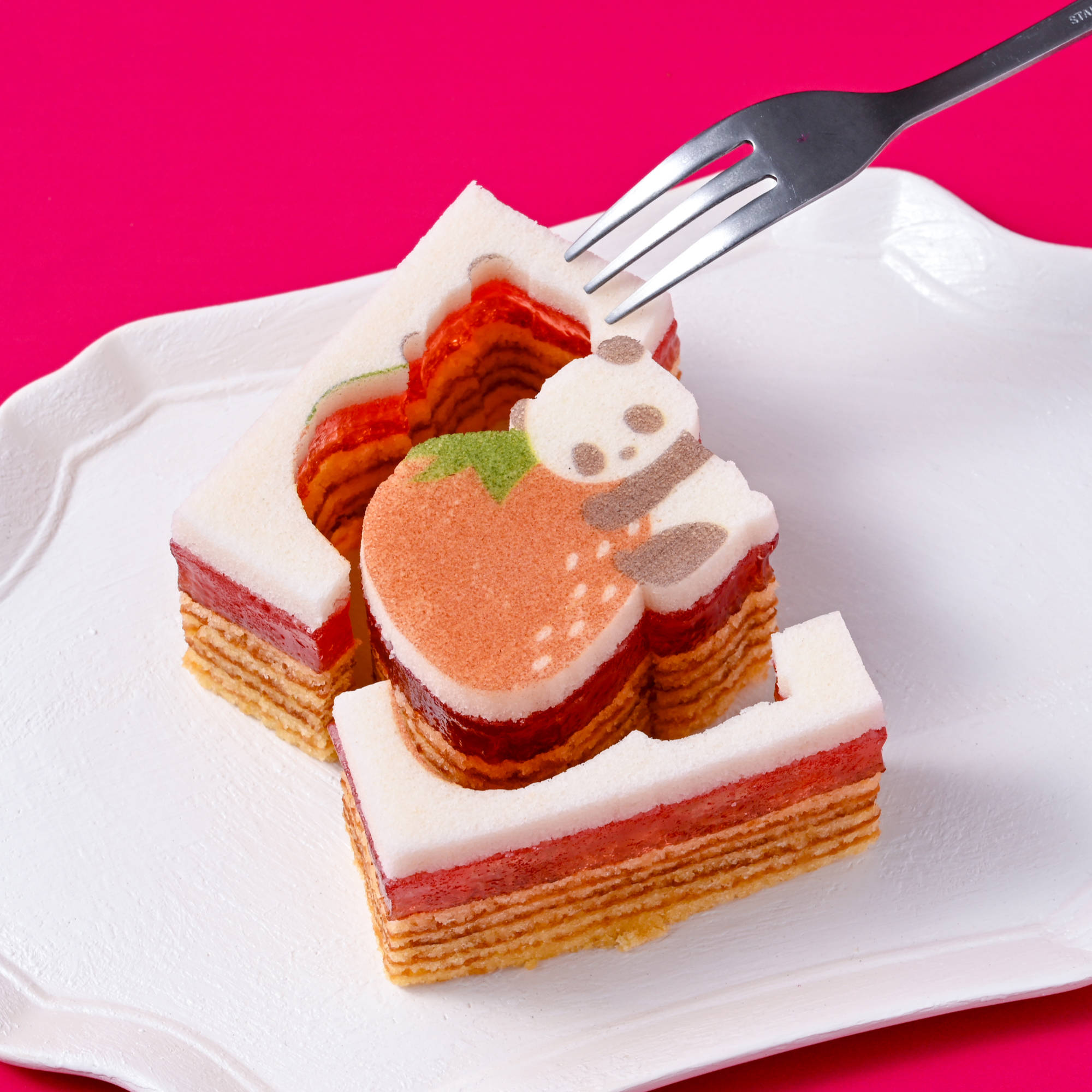 パンダのゼリーバウム（あまおう苺&ミルク）新登場