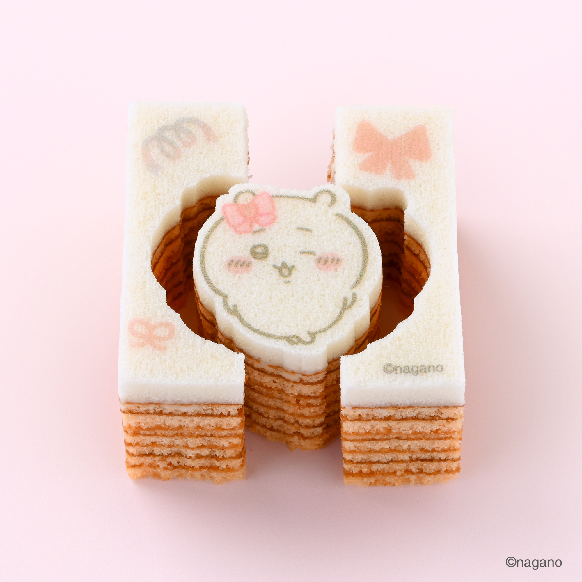 ちいかわかたぬきバウム リボン・ちいかわ（いちご）